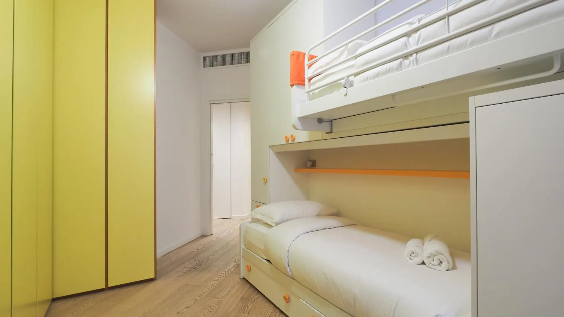 Apartment Ferienwohnung Primopiano - Ronchi Mailand